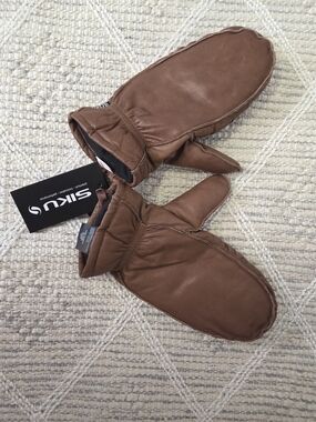 Nwt SIKU SHEEP LEATHER GLOVES LARGE